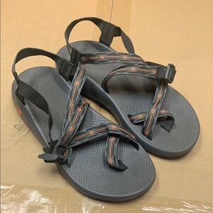 Men’s single strap chacos